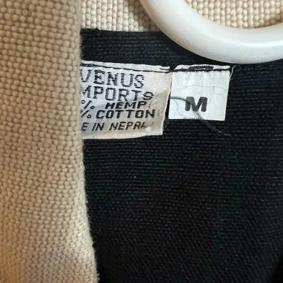 VENUS IMPORTS JACKET OVERSIZED BLACK & TAN POCKETS  LONG SLEEVE SIZE MEDIUM - Picture 11 of 16